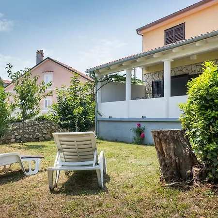 Mirta Holiday home *