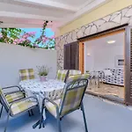 Casa de Férias Mirta